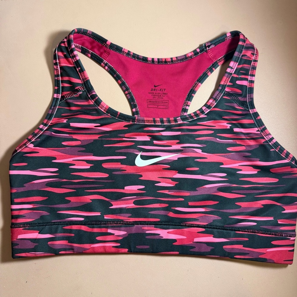 Nike Women’s S Dri-FIT Pink Camouflage Racerback Sports Bra Small